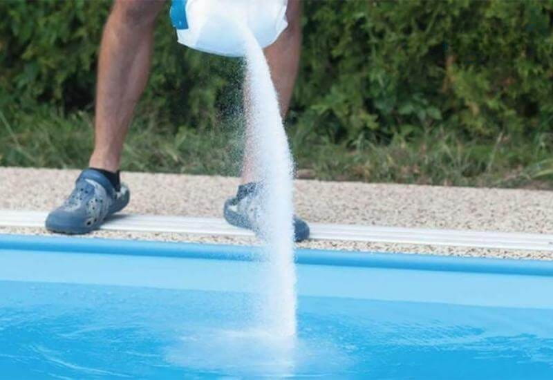 Chlorine hồ bơi